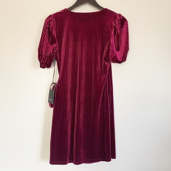 NWT PRIVACY PLEASE Laila Ribbed Velvet Wrap Dress - Picture 8 of 9
